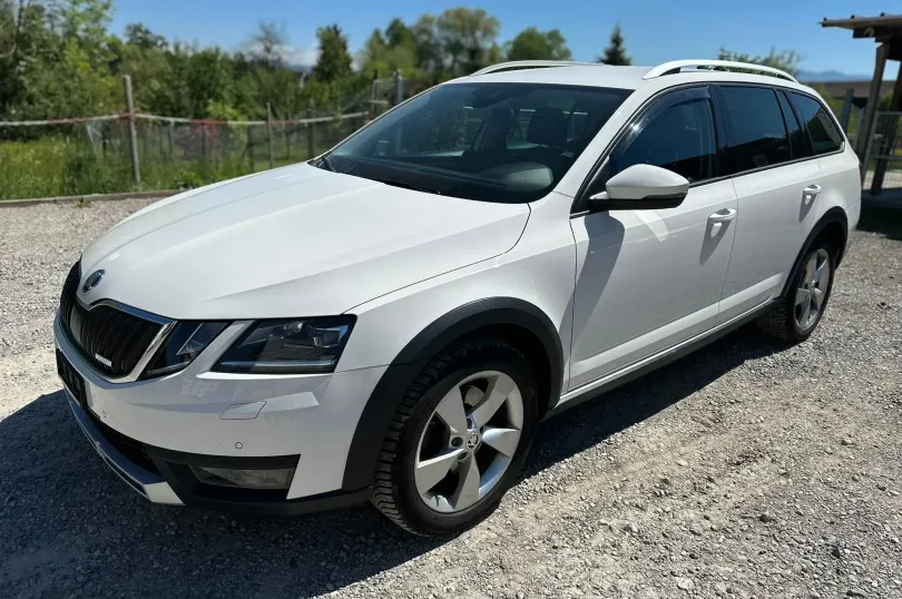 SKODA Octavia Combi 2.0 TSI Scout 4x4 DSG, Usagé, Suisse, Hunenberg