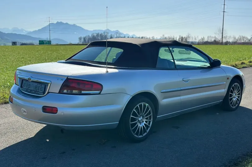 CHRYSLER Sebring 2.7 V6 Touring (LX), Used, Switzerland, Hunenberg