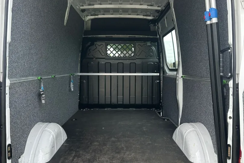IVECO 35 S 14 NA8 V, Usagé, Suisse, Hunenberg