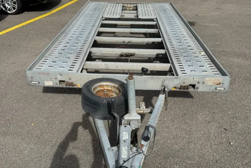 HUMBAUR 2.7T Autotransporter HT2500, Usagé, Suisse, Hunenberg