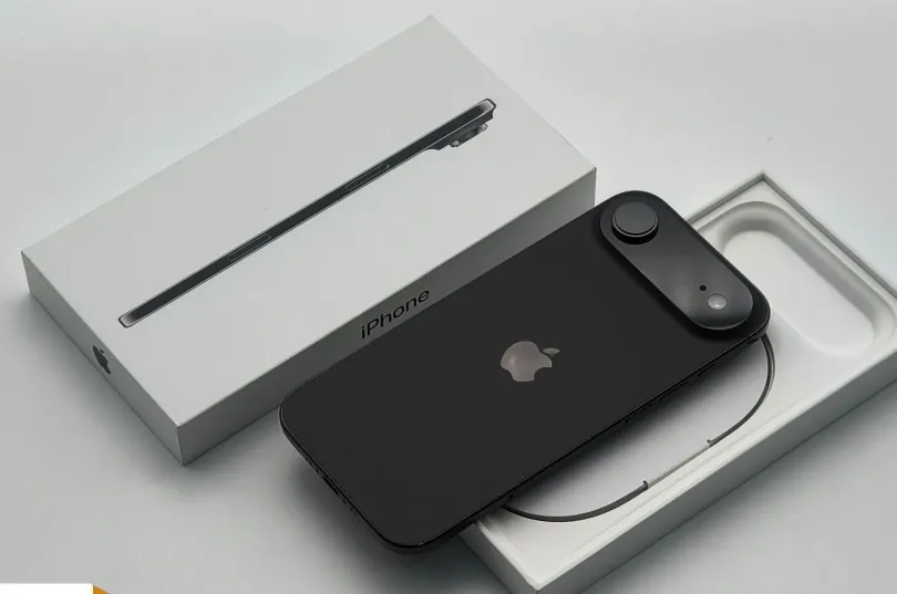 Apple iPhone Air, iPhone 17 Pro, iPhone 17 Pro Max, Svizzera, Lugano