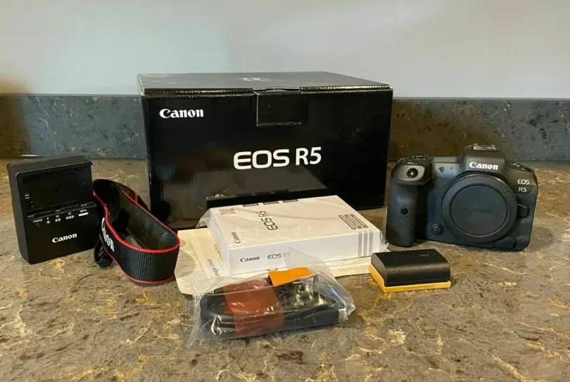 Canon EOS R3, Canon EOS R5, Canon EOS R6 Mark II, Svizzera, Basel