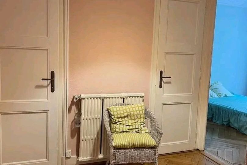 Chambre disponible dans un appartement , Suisse