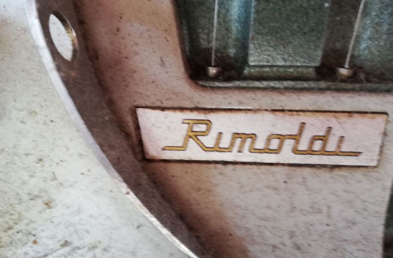 Taglia e Cuci Overlock Industriale Rimoldi, Schweiz, Curio