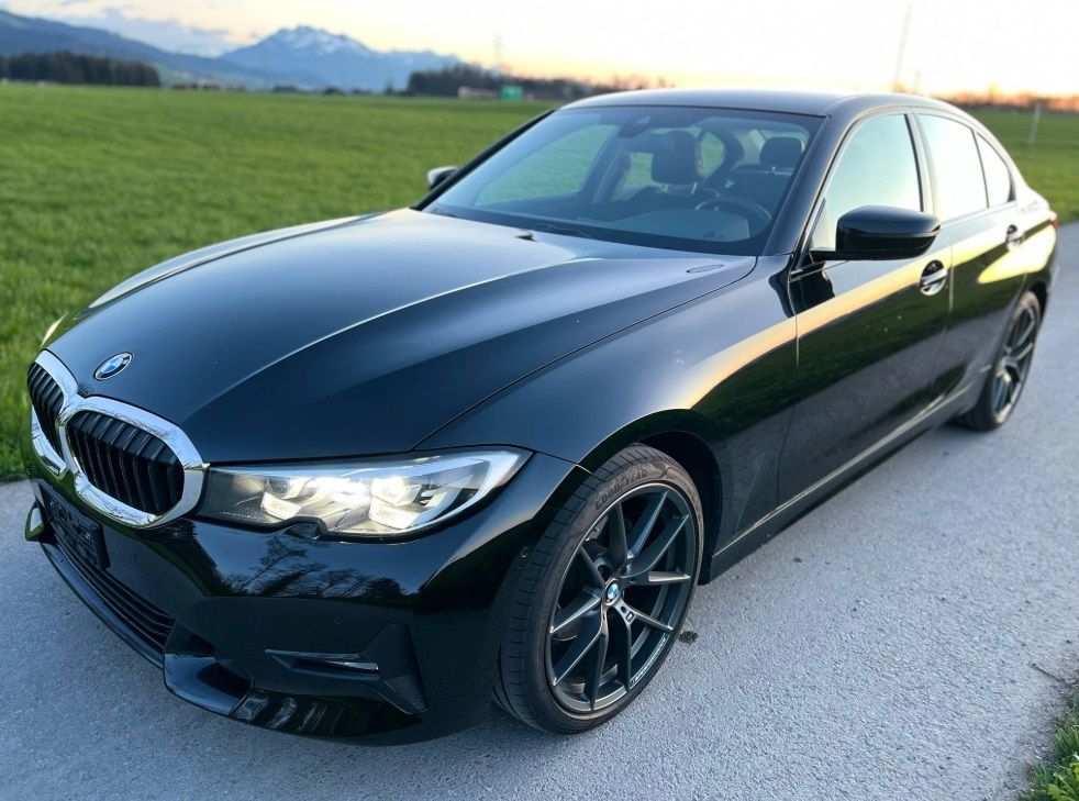 BMW 320i Steptronic Sport Line, Used, Switzerland, Horgenberg
