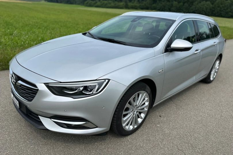 OPEL Insignia 2.0 BiDTI Sports Tourer Excellence 4, Gebraucht, Schweiz, Horgenberg