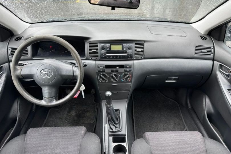 TOYOTA Corolla 1.6 Linea Terra Dynamic, Gebraucht, Schweiz, Horgenberg