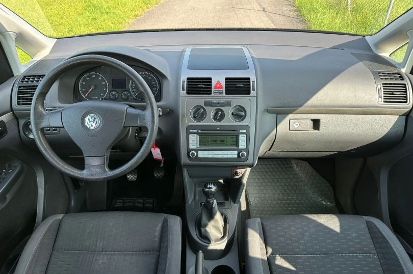 VW Touran 1.4 TSI Highline, Used, Switzerland, Horgenberg