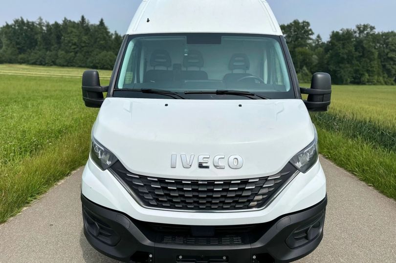 IVECO 35 S 14 A8 V, Usagé, Suisse, Horgenberg