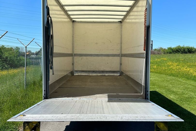 IVECO 35 S 17, Used, Switzerland, Horgenberg