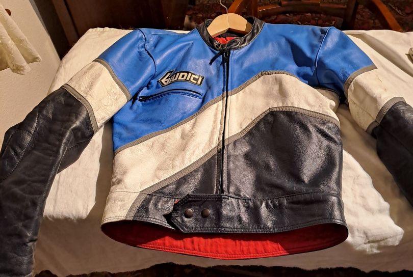 giacca Dainese da uomo taglia medio piccola, Usagé, Suisse, Riva San Vitale