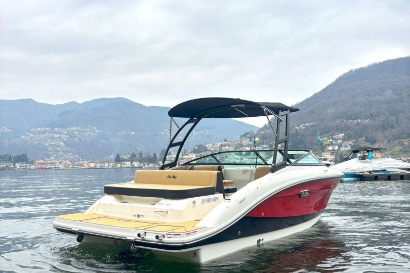 Sea Ray 210 SPX, Schweiz, Caslano