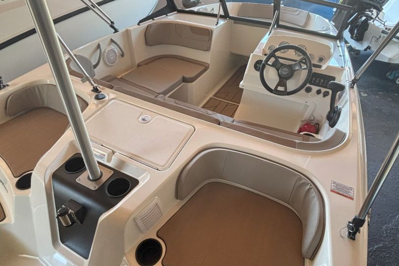 Quicksilver 525 Axess, Svizzera, Caslano