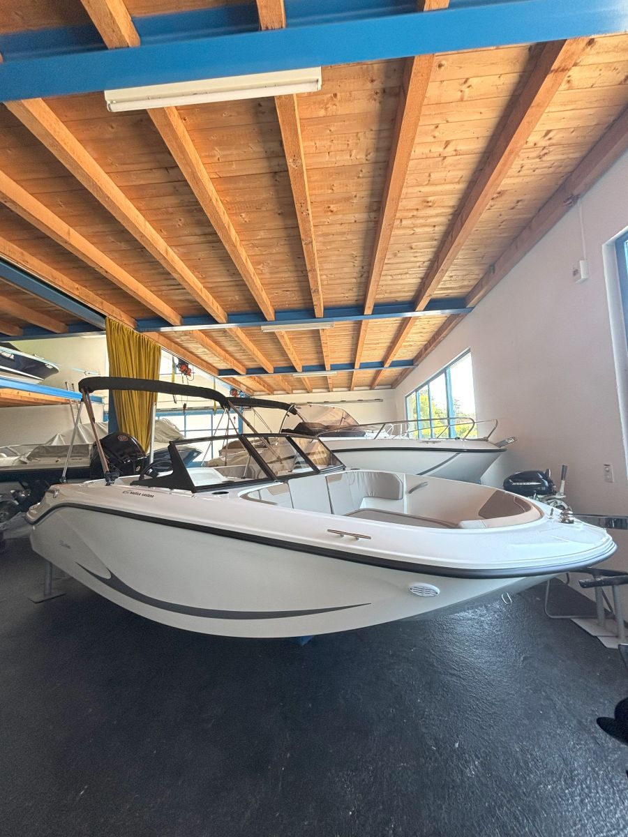 Quicksilver 525 Axess, Svizzera, Caslano