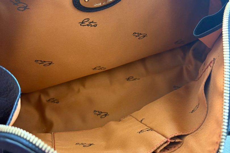 Bellissima borsa ETRO, Suisse, Chiasso