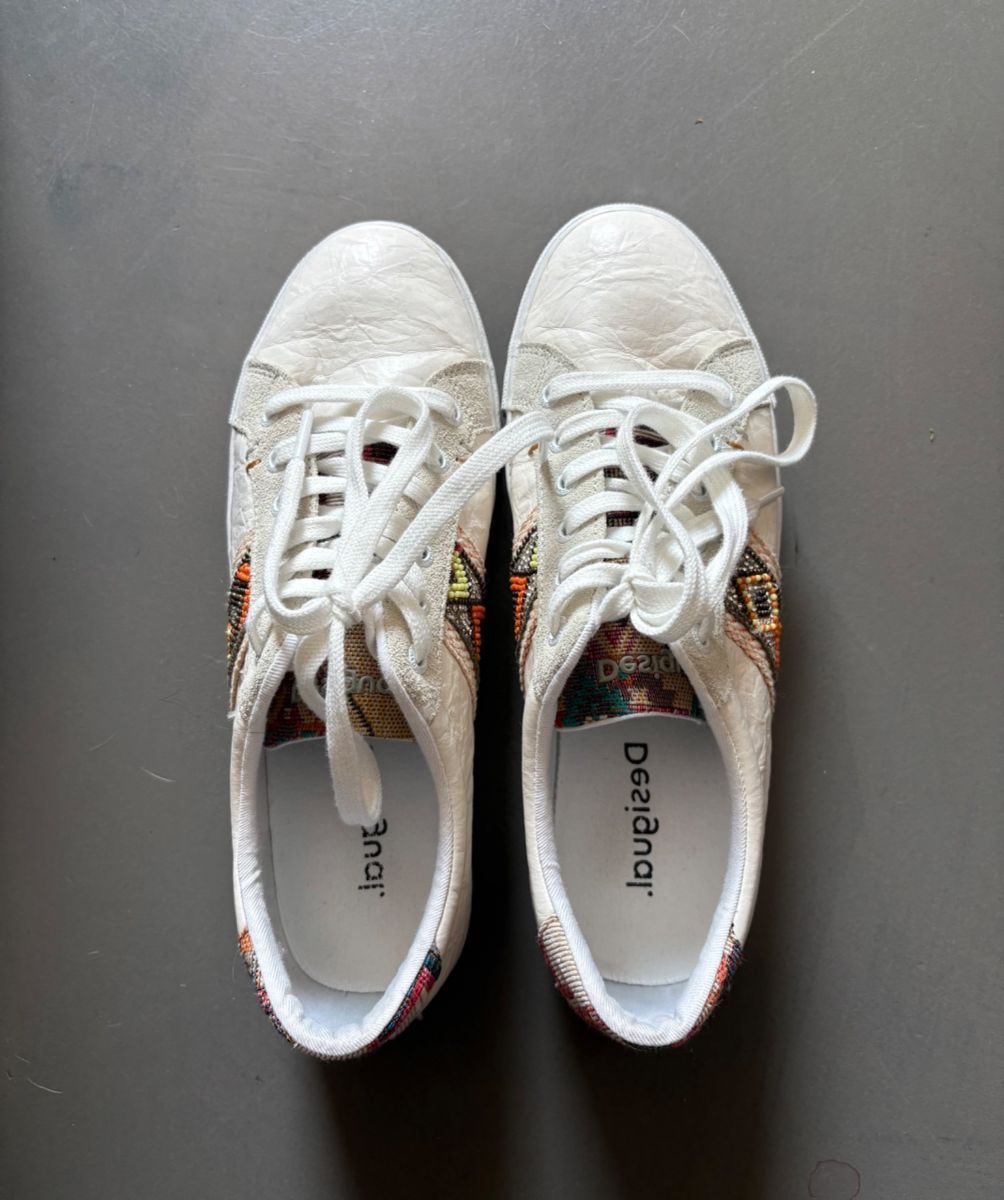 Bellissime sneaker Desigual, Schweiz, Chiasso