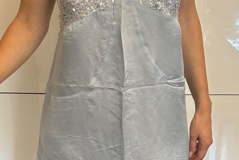 Bellissimo nuovo vestito Pinko, Schweiz, Chiasso