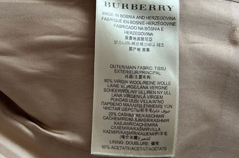 Burberry Coat, Svizzera, Lugano