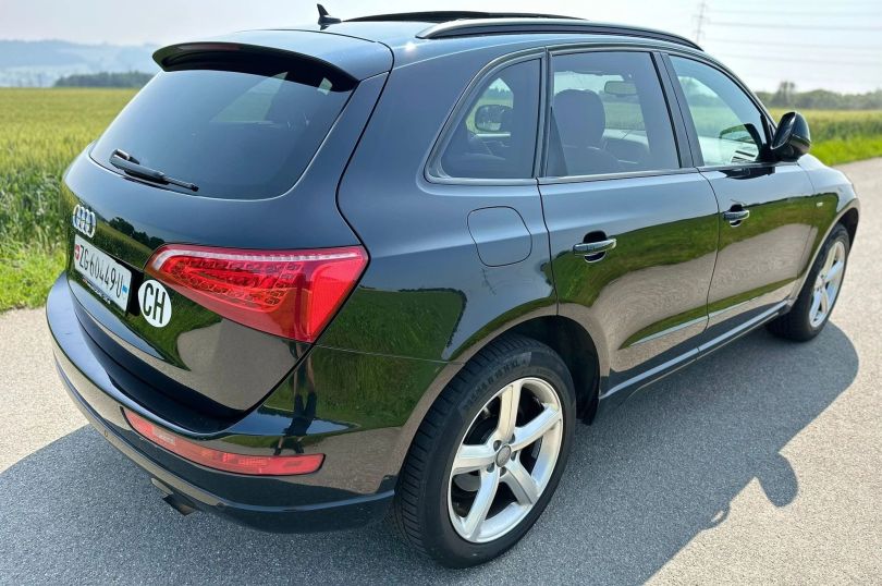 AUDI Q5 2.0 TFSI quattro S-Line, Used, Switzerland, Hunenberg