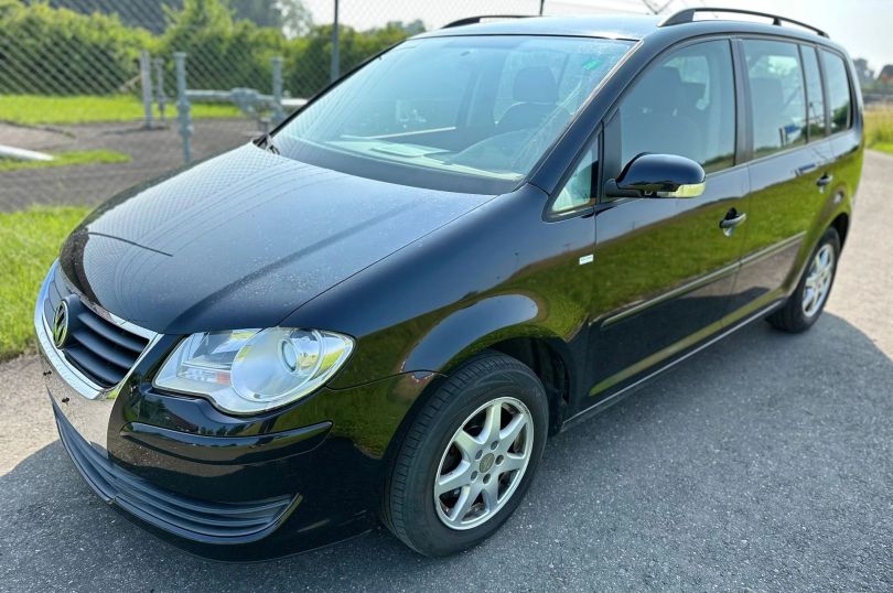 VW Touran 1.4 TSI Highline, Used, Switzerland, Hunenberg