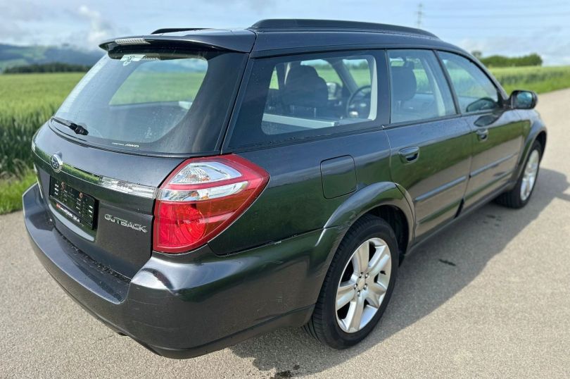 SUBARU Outback 2.5i AWD Swiss Automatic, Gebraucht, Schweiz, Hunenberg