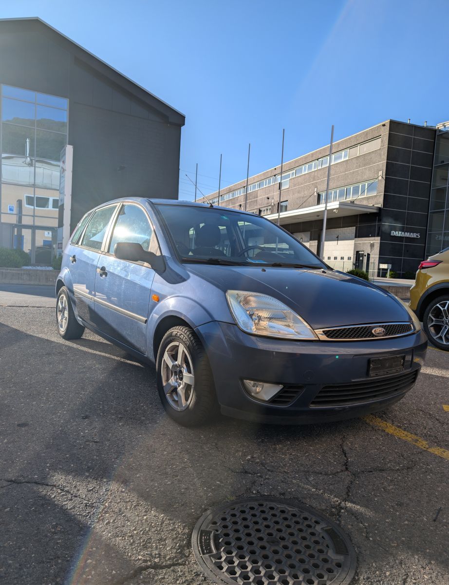 FORD FIESTA 1.4 16v, Gebraucht, Schweiz