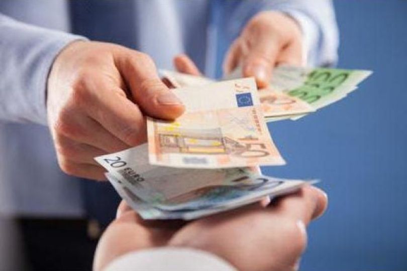 Kreditangebot ohne Vorabgebühr, Suisse, Lugano