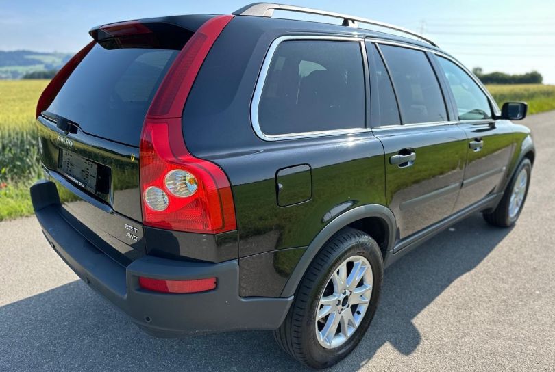 VOLVO XC90 2.5T AWD Momentum, Usato, Svizzera, Hunenberg