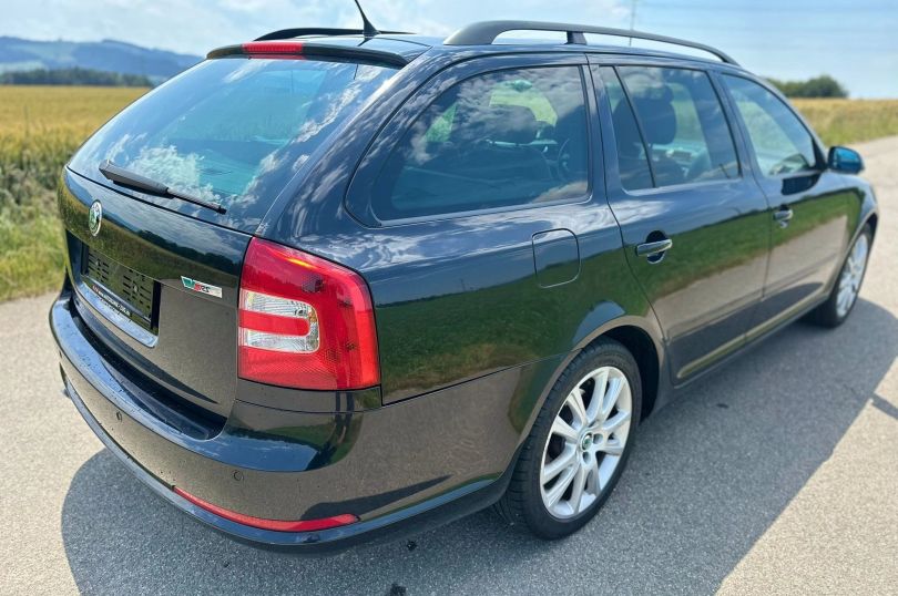 SKODA Octavia 2.0 TFSI RS, Used, Switzerland, Hunenberg