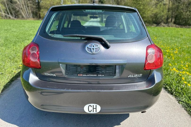 TOYOTA Auris 1.6 Style, Usato, Svizzera, Hunenberg