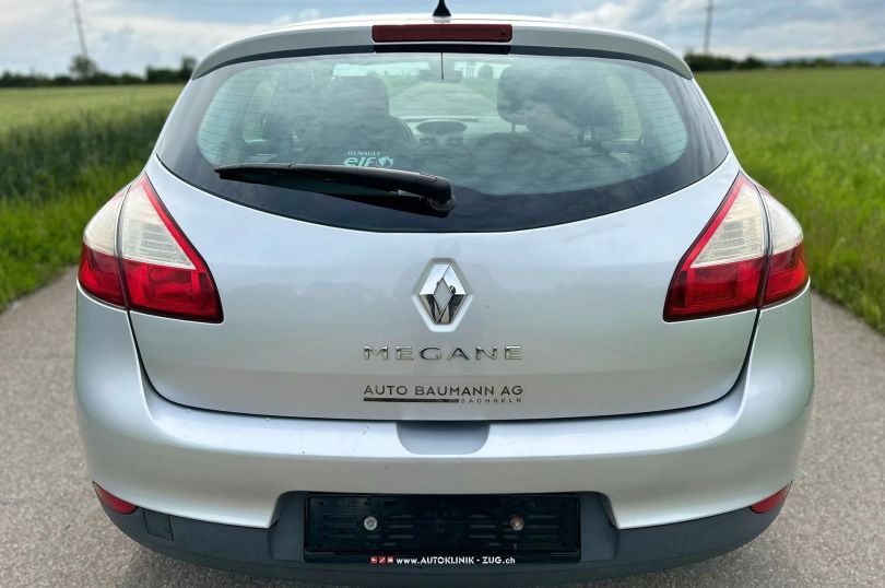 RENAULT Mégane 1.6 16V Dynamique, Used, Switzerland, Hunenberg