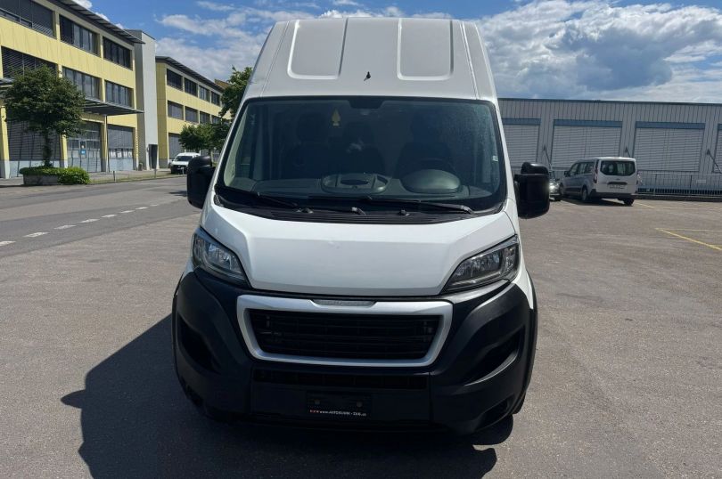 PEUGEOT Boxer 2.2 HDI 335 Pro L3H2, Gebraucht, Schweiz, Hunenberg