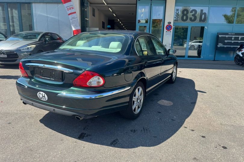 JAGUAR X-Type 3.0 V6 Traction4 Executive, Usagé, Suisse, Hunenberg