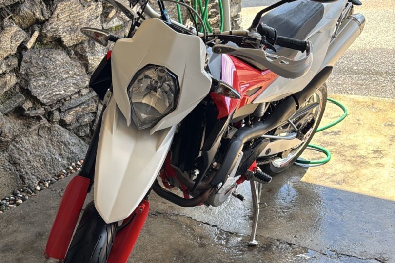 SWM SM 650 R, Usato, Svizzera, Riazzino