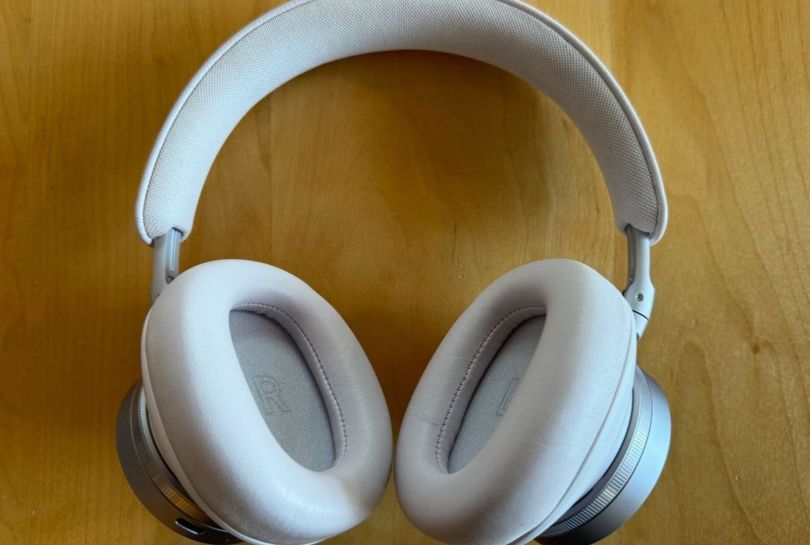 Bang & Olufsen Beoplay H95, Schweiz