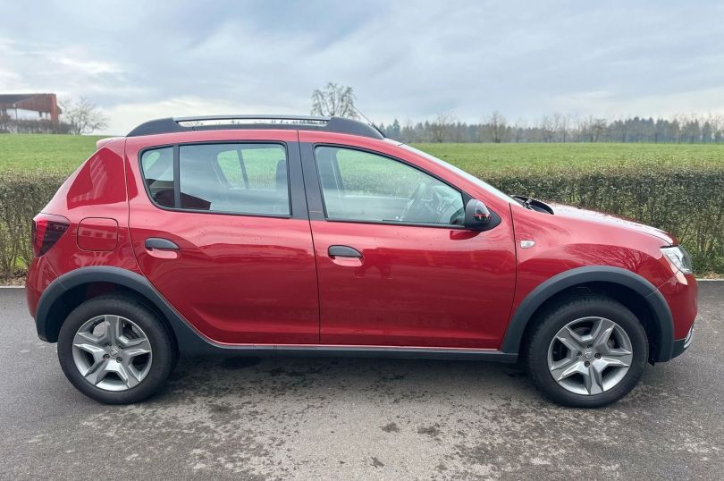 DACIA Sandero Tce 90 Stepway Automatic, Usato, Svizzera, Hunenberg