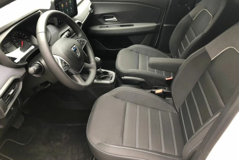 Dacia Sandero PERSONENWAGEN NEU (AUTOMATIKGETRIEBE, Usato, Svizzera, Hunenberg