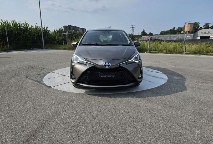 toyota Yaris Hybrid , Usagé, Suisse, Mendrisio