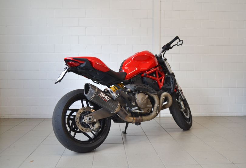DUCATI Monster 821, Usato, Svizzera, Camorino