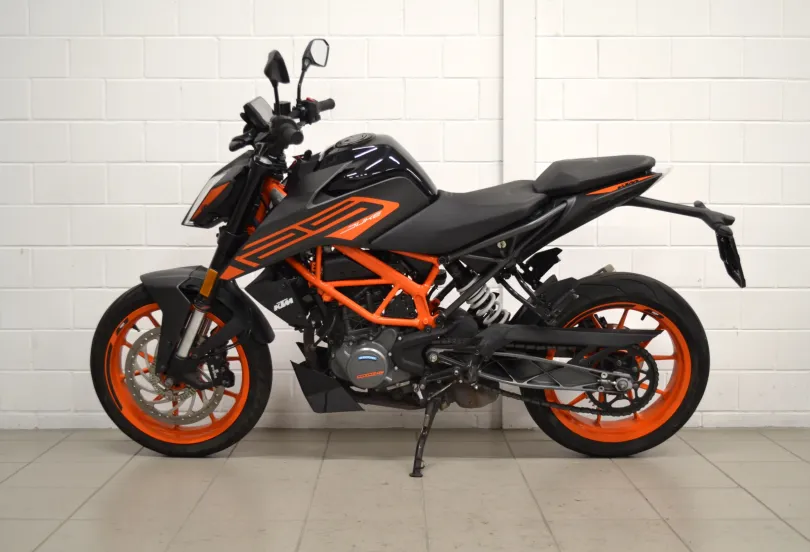 KTM 125 Duke, Used, Switzerland, Camorino