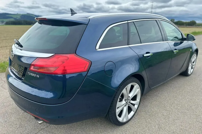 OPEL Insignia ST 2.0 Turbo Edition 4WD Aut., Usagé, Suisse, Hunenberg