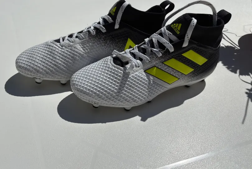Football cleats Ace 17.3, Schweiz, Nyon