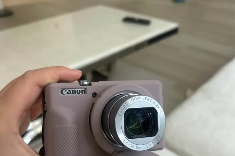 Canon Powershot G7X Mark III Silber 20,1 MP, Schweiz, Gland