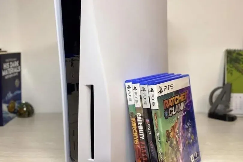 Sony PlayStation 5 Disc Edition mit 4 Spielen, Suisse, Gland