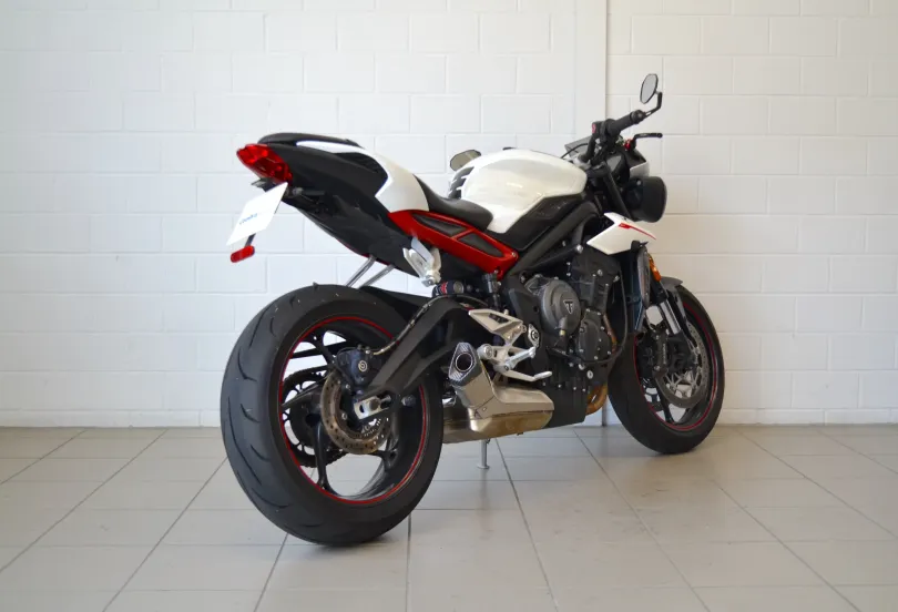 TRIUMPH Street Triple 765 R, Usagé, Suisse, Camorino