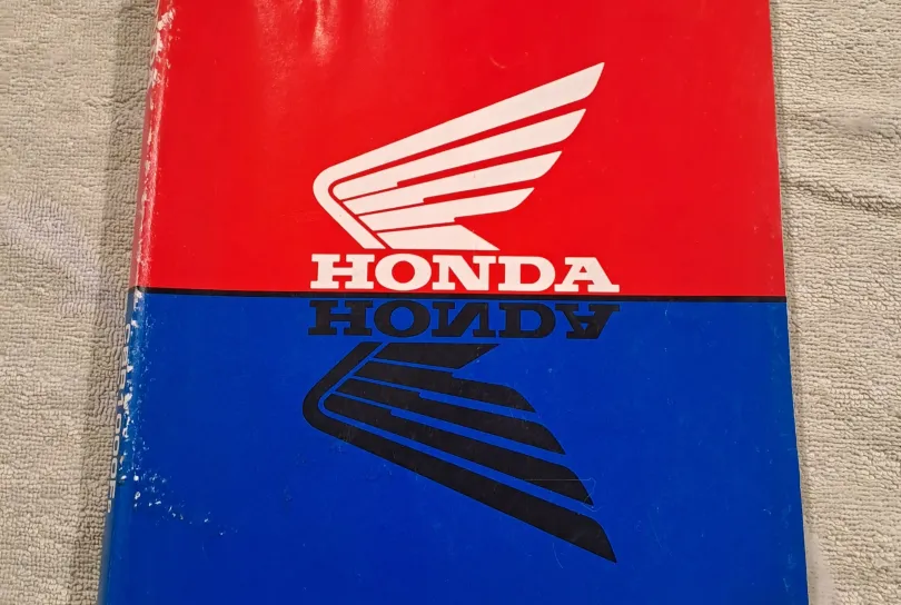 Manuale Honda CBR 1000 Fp, Usagé, Suisse, Riva San Vitale