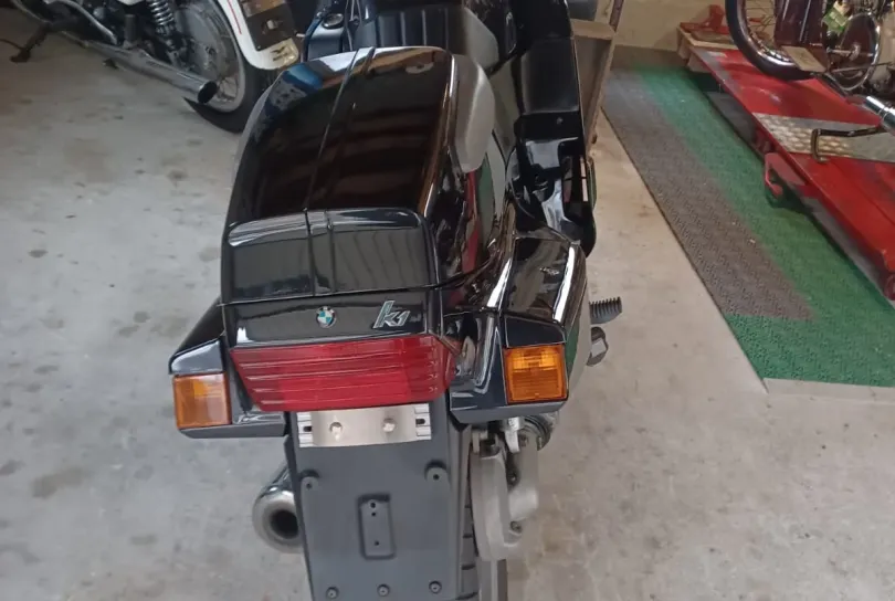 BMW K1, Usato, Svizzera, Riva San Vitale