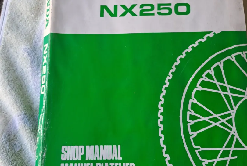Manuale Honda NX 250, Usagé, Suisse, Riva San Vitale