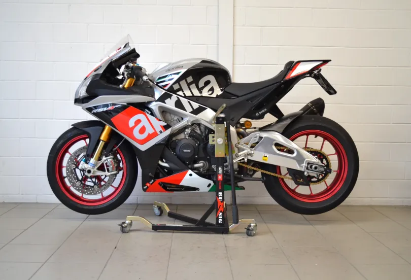 Aprilia RSV4 1000 RR, Usato, Svizzera, Camorino