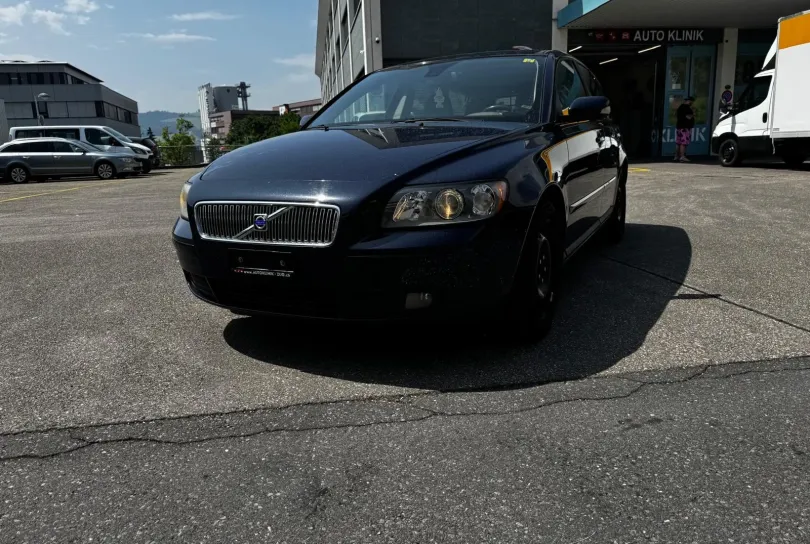 VOLVO V50 2.4I, Used, Switzerland, Hunenberg